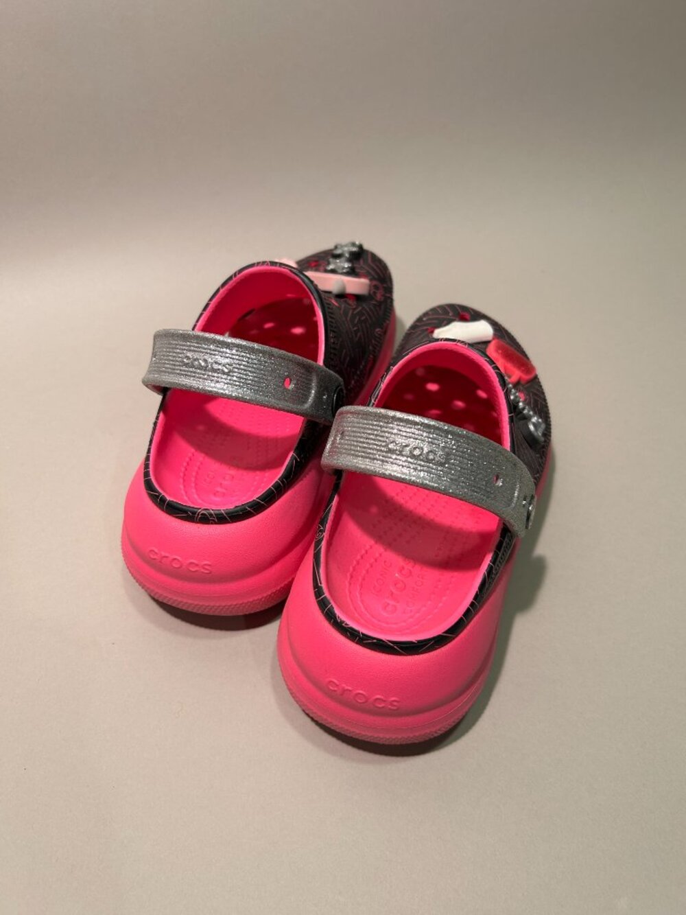 Crocs x Barbie Limited Edition Crush Clog — Size W7 - Picture 4 of 6